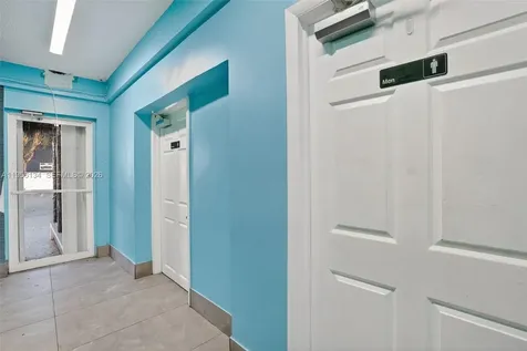 45 NW 22 Avenue Miami FL 33125