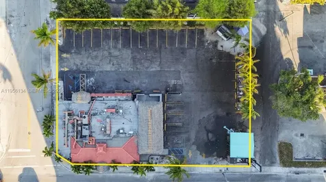 45 NW 22 Avenue Miami FL 33125