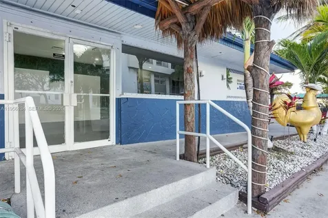 45 NW 22 Avenue Miami FL 33125