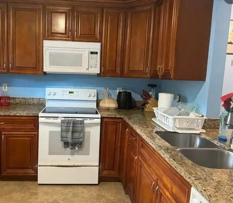 4321 NW 9th Avenue Deerfield Beach FL 33064