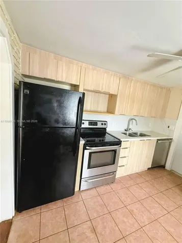 1062 NE 38th Street Oakland Park FL 33334