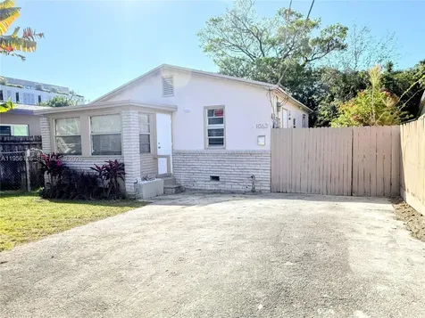 1062 NE 38th Street Oakland Park FL 33334