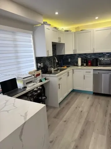 1700 Pierce Street Hollywood FL 33020