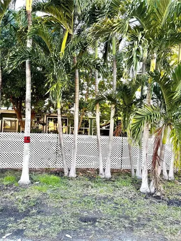 6103 Southgate Boulevard Margate FL 33068