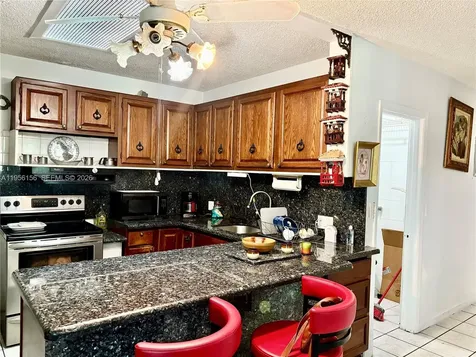 6103 Southgate Boulevard Margate FL 33068