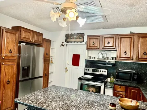 6103 Southgate Boulevard Margate FL 33068