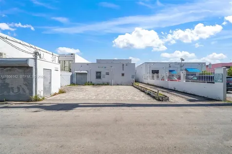 1558 Alton Road Miami Beach FL 33139