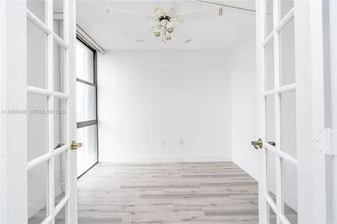 3625 N Country Club Drive Aventura FL 33180
