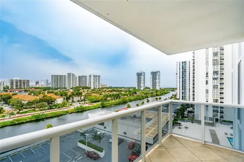 3625 N Country Club Drive Aventura FL 33180