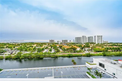 3625 N Country Club Drive Aventura FL 33180