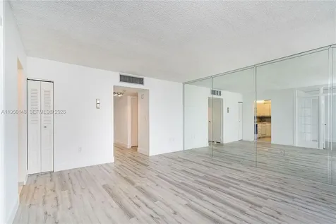 3625 N Country Club Drive Aventura FL 33180