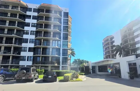 899 Jeffery Street Boca Raton FL 33487