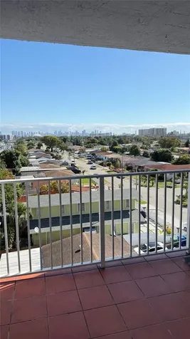 4854 NW 7th Street Miami FL 33126