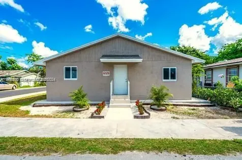 655 SW 5th Street Homestead FL 33030
