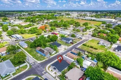 655 SW 5th Street Homestead FL 33030