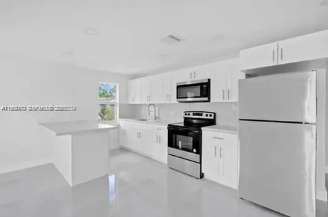 655 SW 5th Street Homestead FL 33030