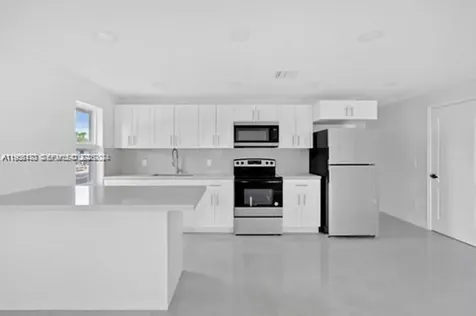 655 SW 5th Street Homestead FL 33030