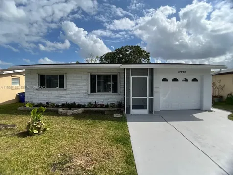 6990 NW 17th Street Margate FL 33063