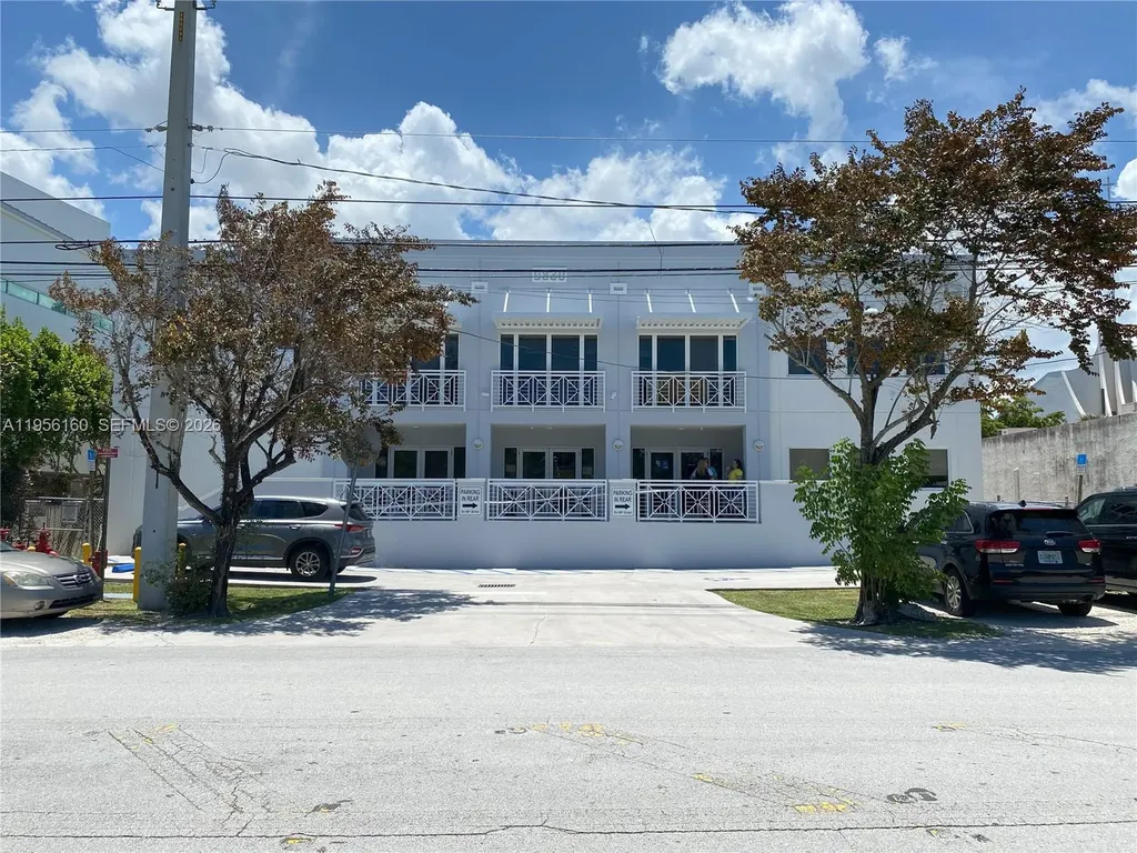 9830 SW 77th Avenue Miami FL 33156