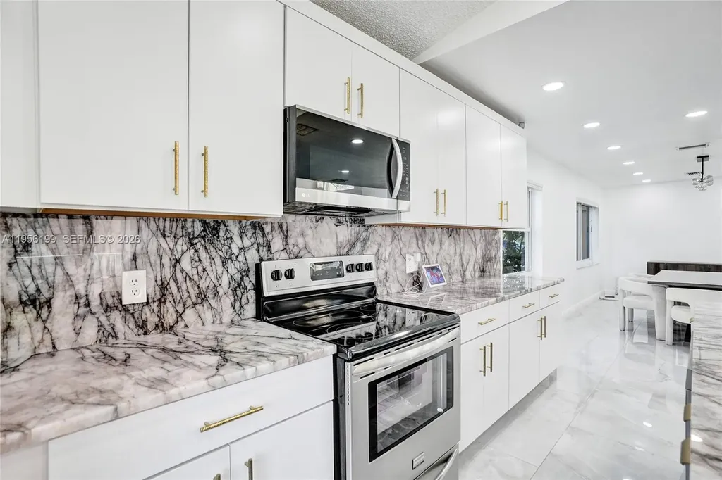 5380 NW 117th Avenue Coral Springs FL 33076