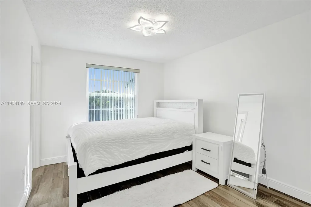 5380 NW 117th Avenue Coral Springs FL 33076