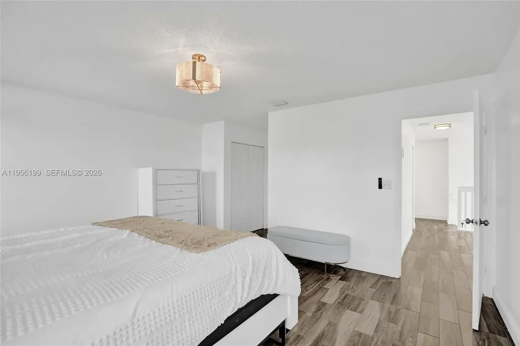 5380 NW 117th Avenue Coral Springs FL 33076