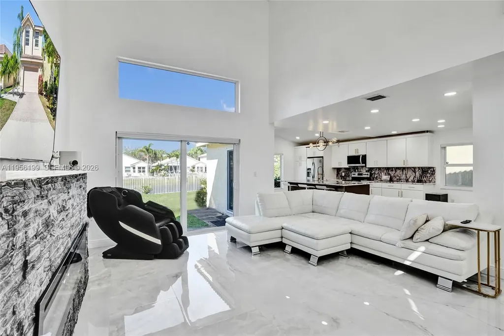 5380 NW 117th Avenue Coral Springs FL 33076