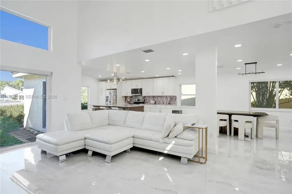 5380 NW 117th Avenue Coral Springs FL 33076