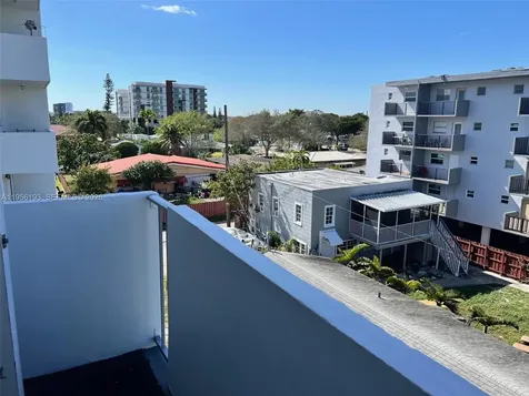 1720 Jefferson Street Hollywood FL 33020