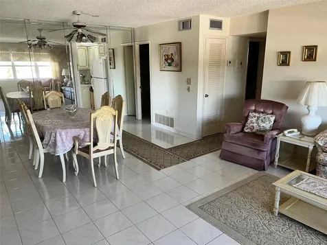1720 Jefferson Street Hollywood FL 33020