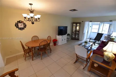 2832 W Crosley Drive West Palm Beach FL 33415