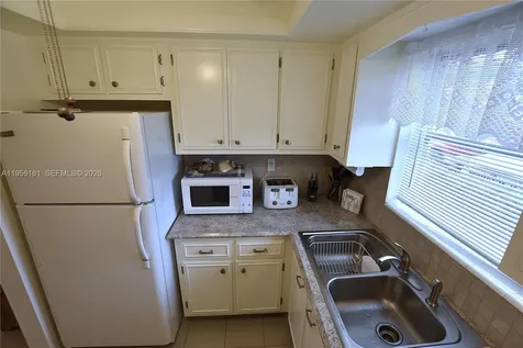 2832 W Crosley Drive West Palm Beach FL 33415