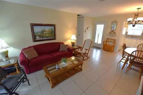 2832 W Crosley Drive West Palm Beach FL 33415