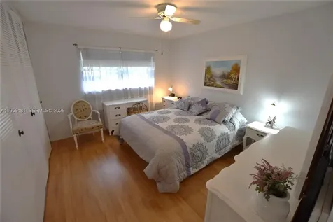 2832 W Crosley Drive West Palm Beach FL 33415