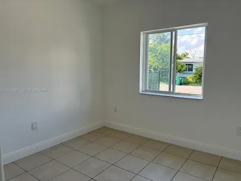 2916 NW 51st Street Miami FL 33142