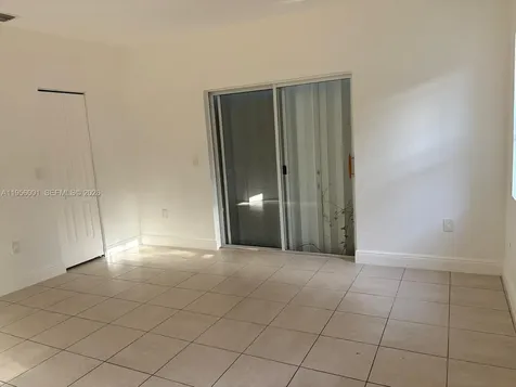 2916 NW 51st Street Miami FL 33142