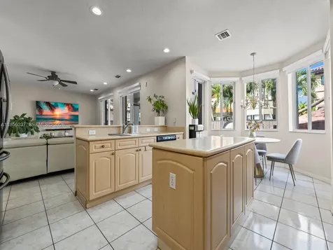 15383 SW 23rd Street Miami FL 33185
