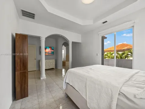 15383 SW 23rd Street Miami FL 33185