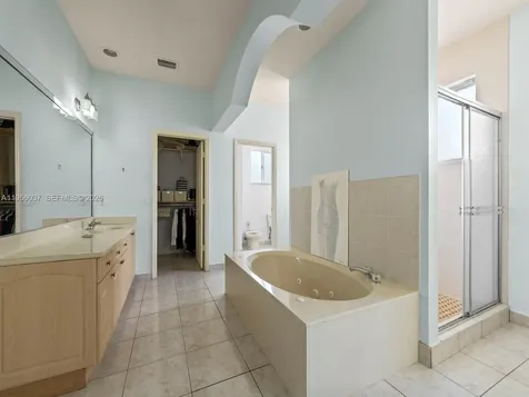 15383 SW 23rd Street Miami FL 33185