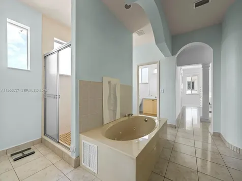 15383 SW 23rd Street Miami FL 33185