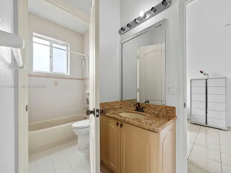 15383 SW 23rd Street Miami FL 33185