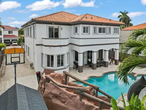 15383 SW 23rd Street Miami FL 33185