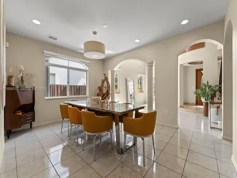 15383 SW 23rd Street Miami FL 33185