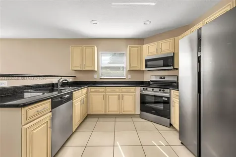 1001 SW 15th Street Deerfield Beach FL 33441