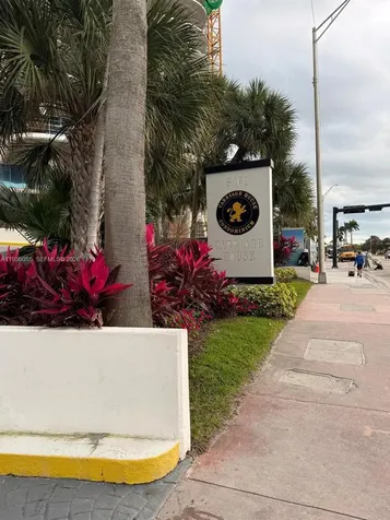 5401 Collins Avenue Miami Beach FL 33140