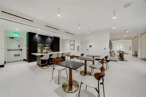 225 N Miami Avenue Miami FL 33128