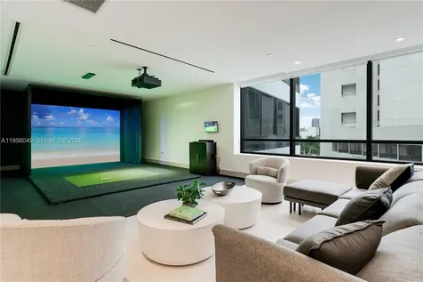 225 N Miami Avenue Miami FL 33128