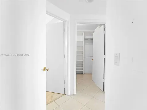 Miami Beach FL 33140