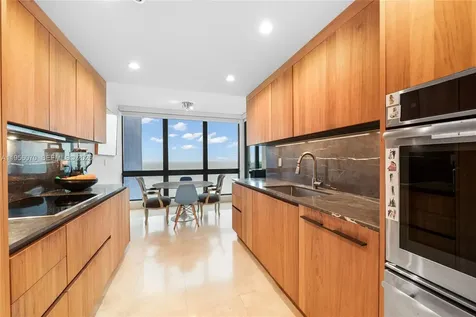1581 Brickell Avenue Miami FL 33129