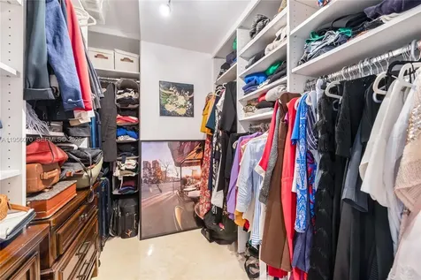 1581 Brickell Avenue Miami FL 33129